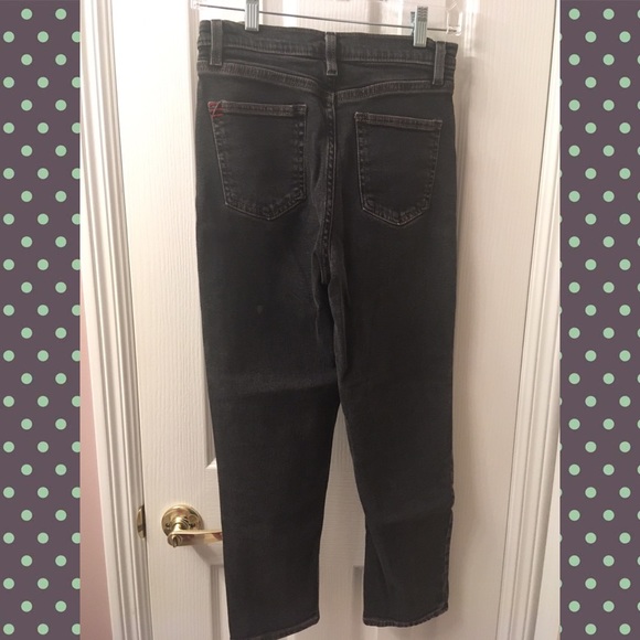 Cropped UO Jeans - Picture 4 of 5